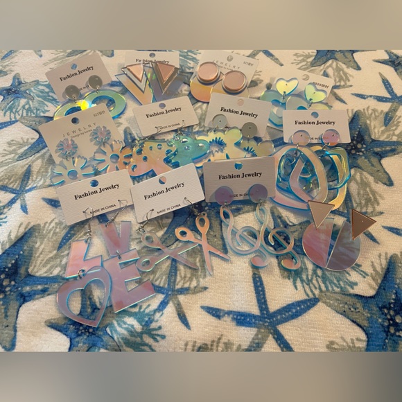 New Earrings- Last But Not Least Cute, Plastic, Shimmering, Lightweight and FUN - Picture 10 of 10